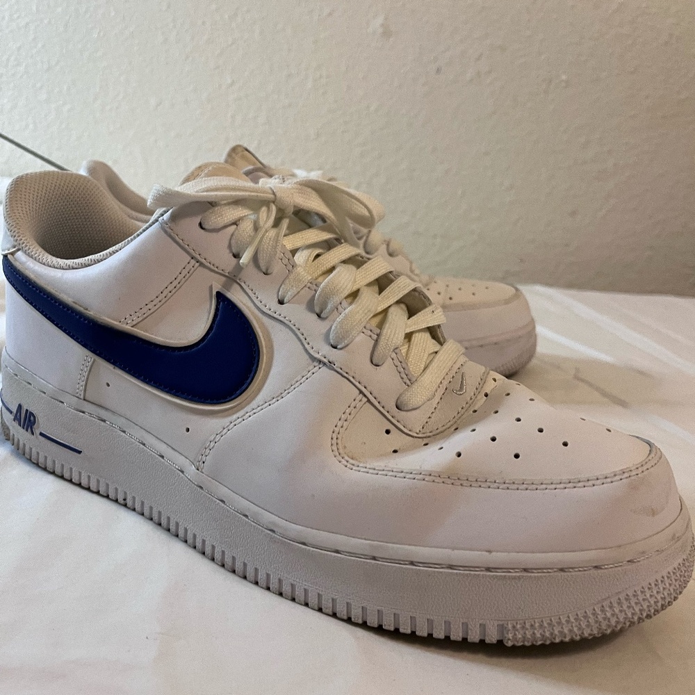 NIKE AIR FORCE SIZE 12